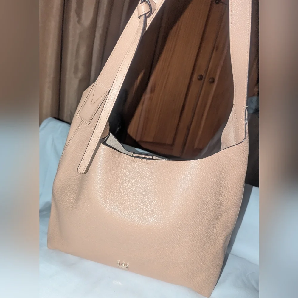Michael Kors Junie Beige Leather Hobo Bag.